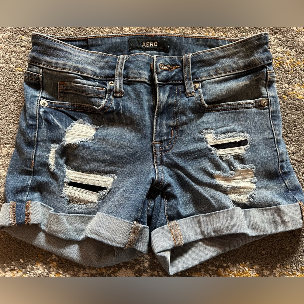 Aero Shorts size 0